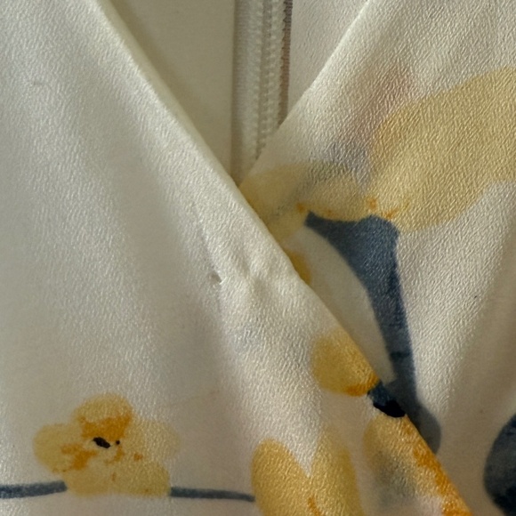 French Countryside White and Yellow Floral Print High-Low Dress - size M - Picture 5 of 7